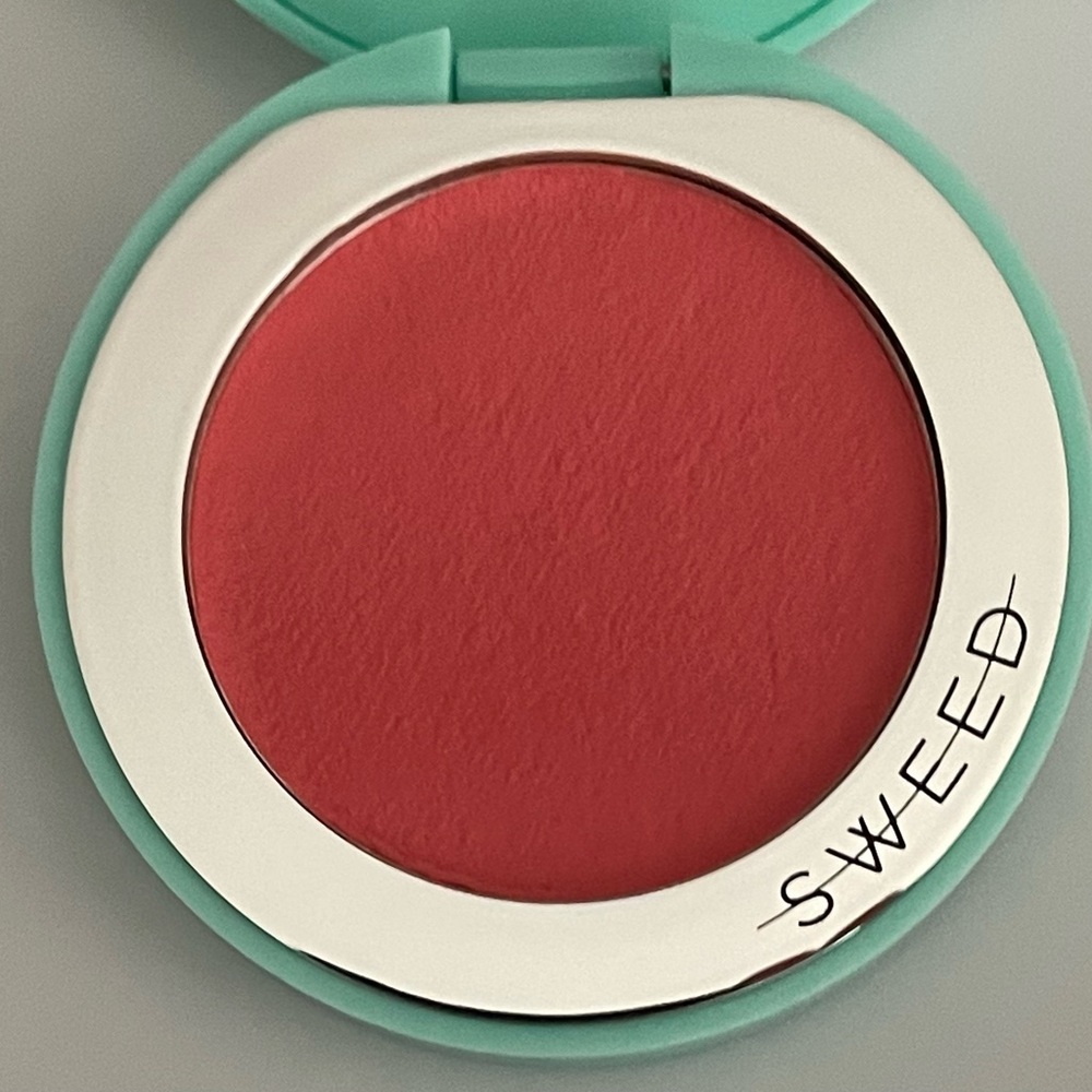Swede Air Blush Cream in the Shade “Lucky” 🍀